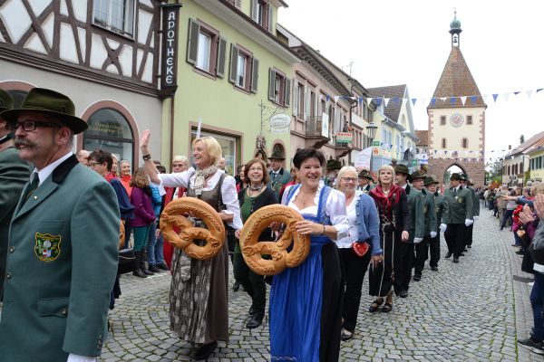 alemannischer-brotmarkt-endingen-hauserdsc-55581D1A4B07-559D-023B-FFE5-CB42C54DAC3F.jpg